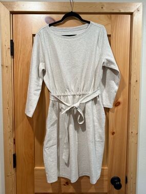 Duluth Trading Co Cream Tie-Waist Long Sleeve Ponte Dress
